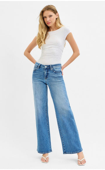 Risen Low Rise Wide leg Jeans