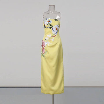 Vintage Inspired 3D Floral Embroidered Strapless Midi Dress