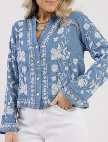En Cream embroidered button down top Lt blue