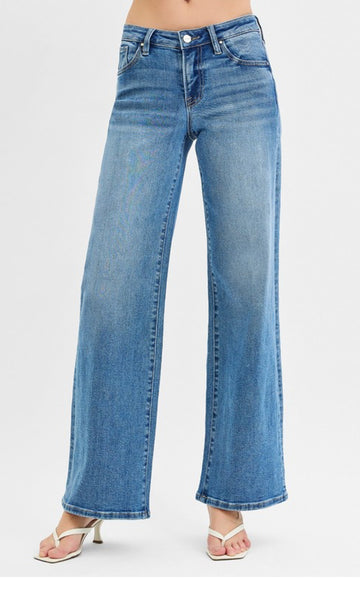 Risen Low Rise Wide leg Jeans