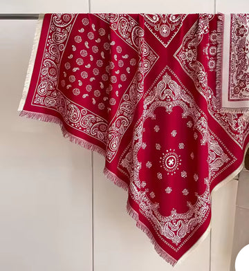 Elegant Bloom, weave bandana shawl scarf Ref or Camel