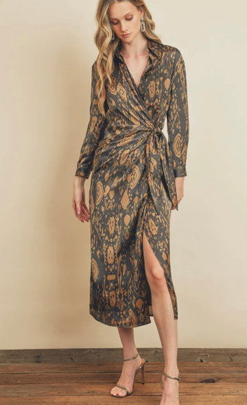 Classic wrap dress in charcoal print