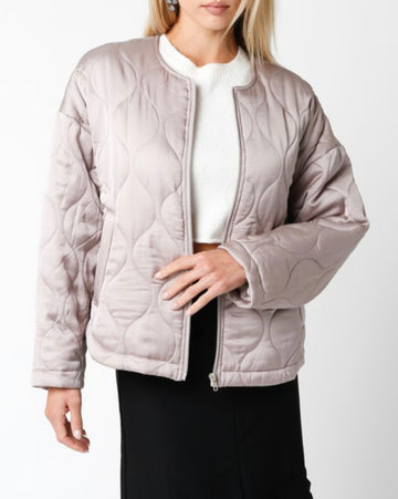 Weekend puffer jacket in Smoke