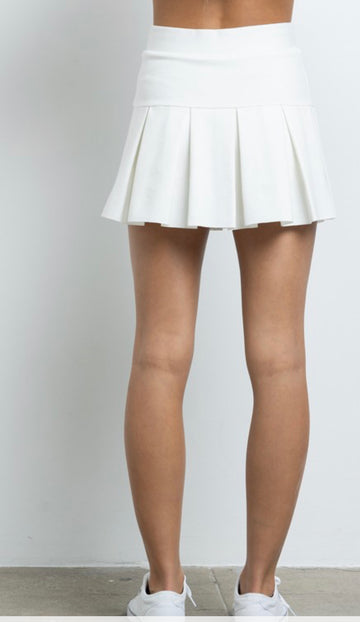 Rescue me White pleated skirt
