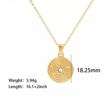 Star ⭐️ round necklace 14k plated Stainless steel collection